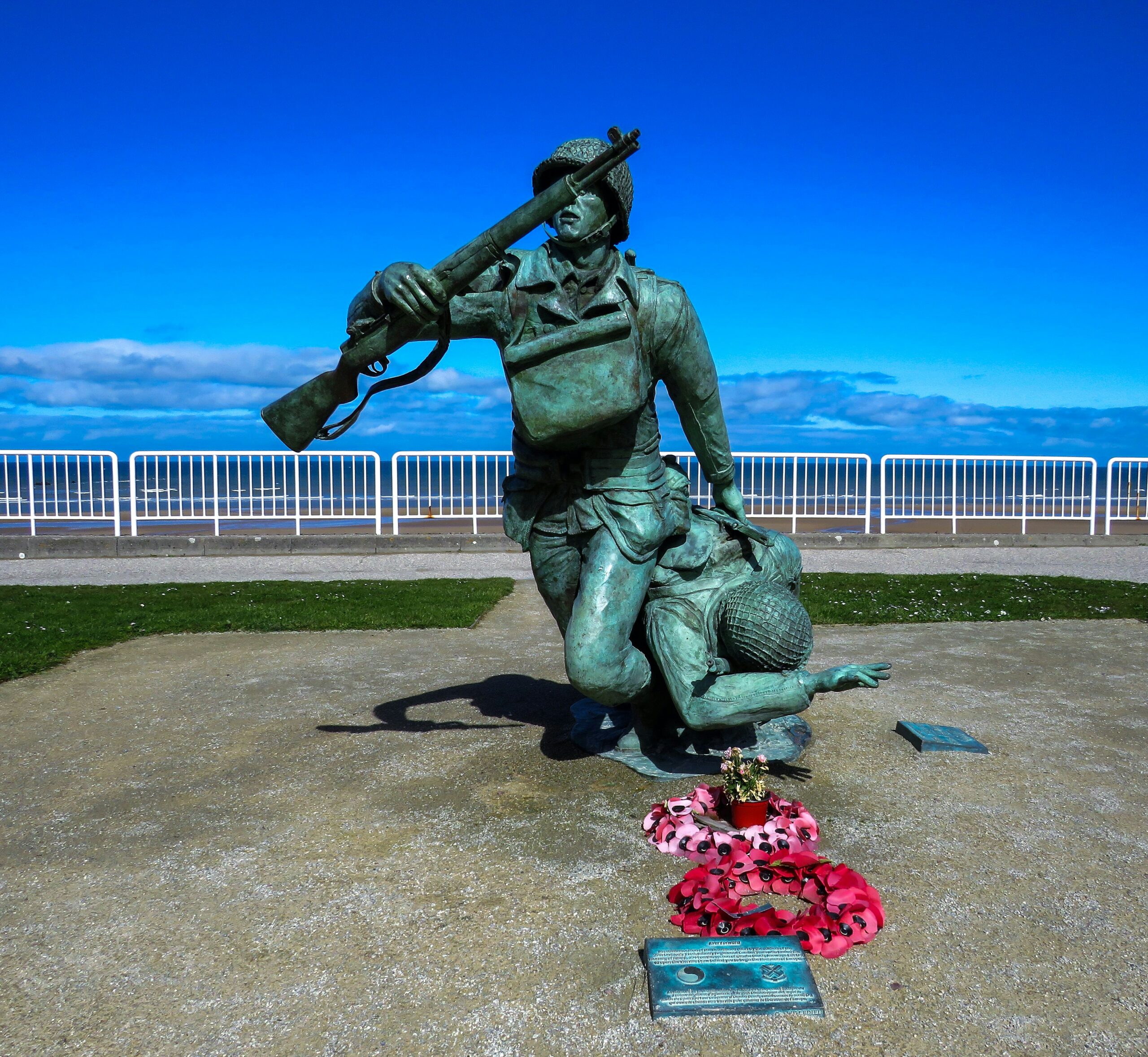 "Ever Forward" Statue commemorating those brave men who fought and fell during the D-Day Invasion, Operation Overlord June 4, 1944 - Photo by Mark Lawson used under license by Unsplash