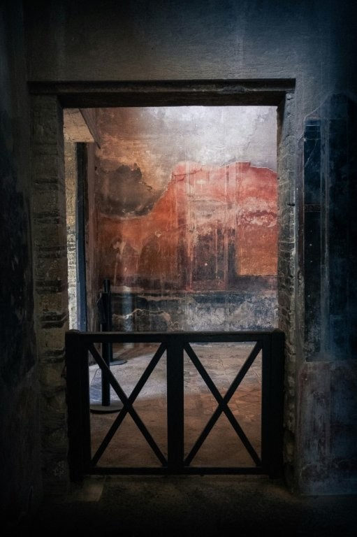 Herculaneum Excavations, Italy photo by Kieran Child under license by Unsplash.com